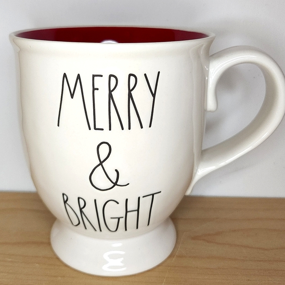 🆕️ Rae Dunn Merry & Bright Teacup Style Mug